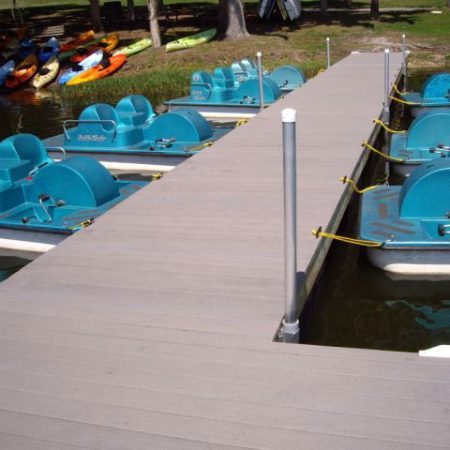 Jetty (port)