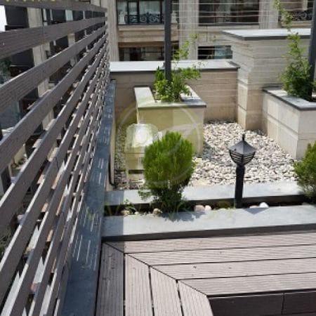 فلاورباکس در روف گاردن